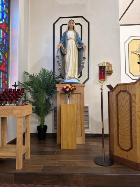 In honor of the Nativity of the Blessed Virgin Mary, St. Ann's decorated her statue before the altar. Happy birthday, Blessed Mother!